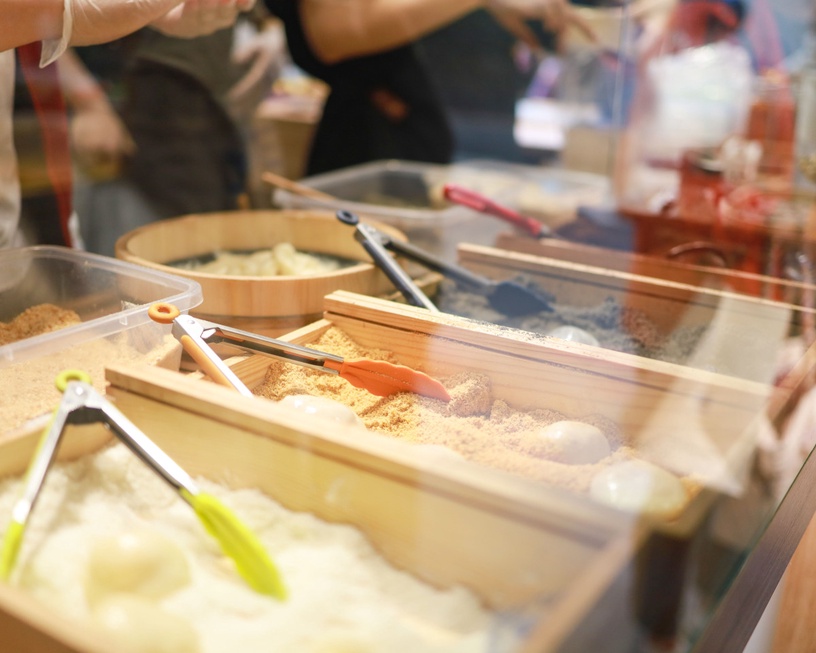 麻糬專賣店「撒白甜」新開幕!OREO鮮奶麻糬、榛果巧克力麻糬超欠吃