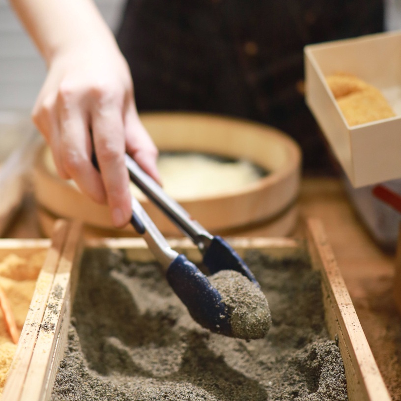 麻糬專賣店「撒白甜」新開幕!OREO鮮奶麻糬、榛果巧克力麻糬超欠吃