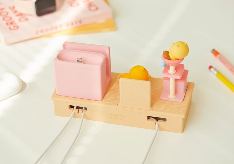 Kakao Friend 推出「萊恩三合一充電座」,手機、Airpods、Apple Watch充電一次搞定!