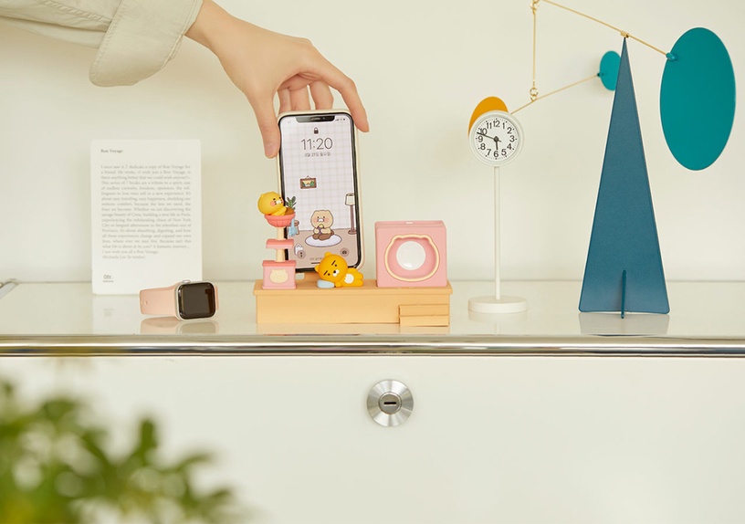 Kakao Friend 推出「萊恩三合一充電座」,手機、Airpods、Apple Watch充電一次搞定!