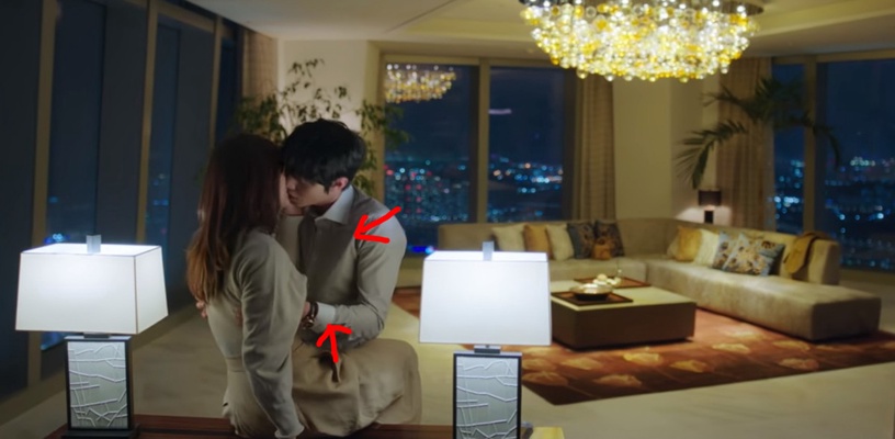 《社內相親》正片「剪掉沒播」5個劇情!這幕吻戲原本還有抱抱?網猜「床戲刪超多」?