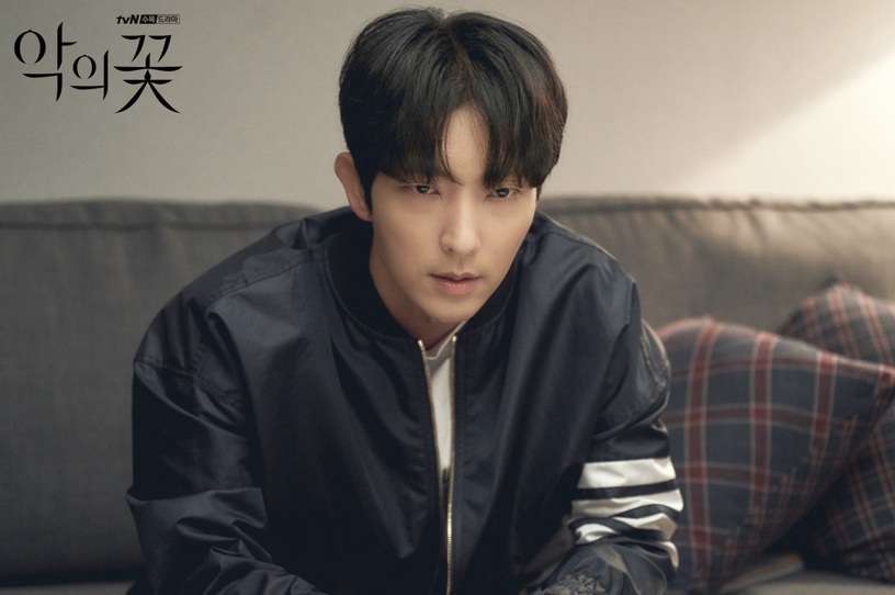 因信賴而觀看的韓國演員!金泰梨戲少卻精,《Again My Life》李準基挑劇眼光好