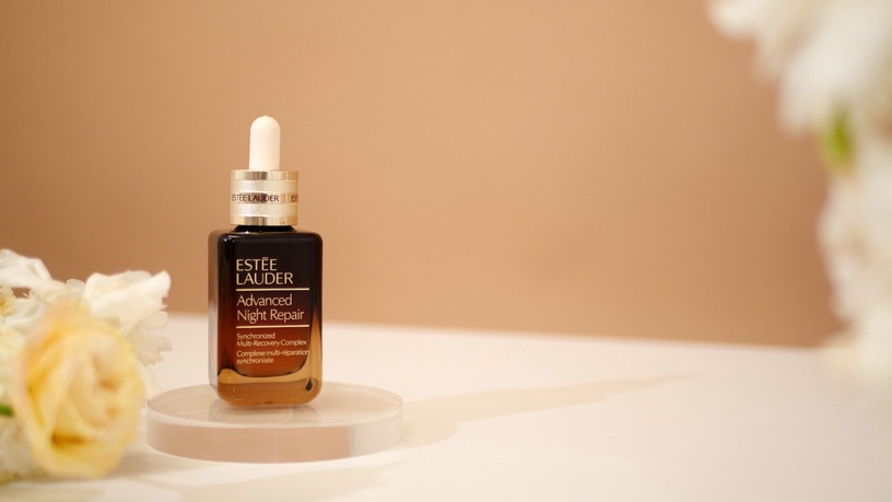 專櫃保養必囤推薦Top2:雅詩蘭黛 特潤超導全方位修護露 50ml,NT3,980