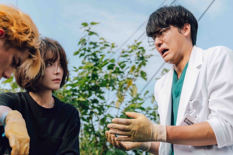 《村裡來了個暴走女外科》五大看點!火爆蔡淑臻與純愛少年朱軒洋大談「姐弟戀」