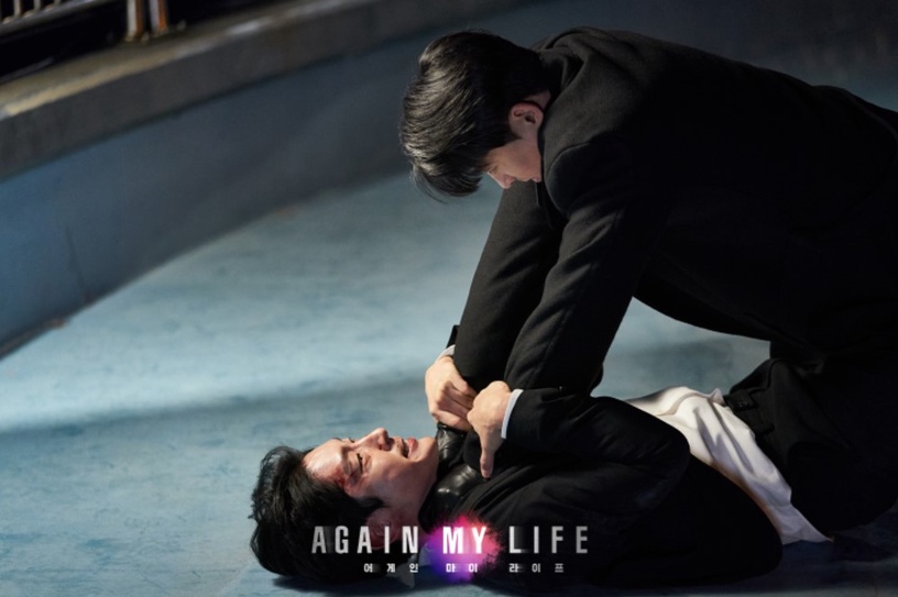 李準基《Again My Life》幕後故事!差點拒演?死後變喪屍?被爸媽這舉動狂戳笑點!