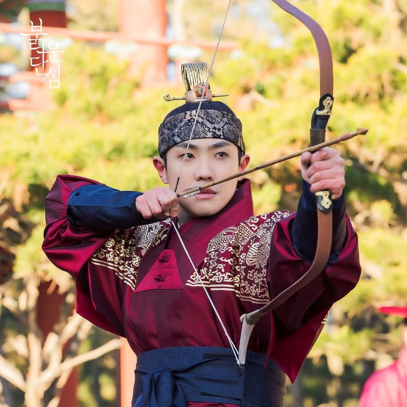 李準、姜漢娜《紅丹心》預告出爐!政治對決結合亂世虐戀,上演「血色宮廷羅曼史」