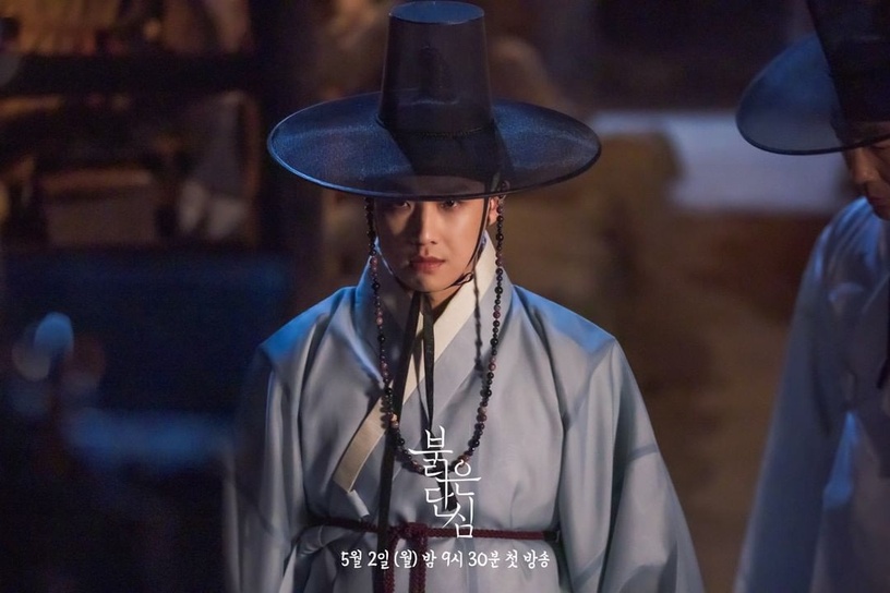 李準、姜漢娜《紅丹心》預告出爐!政治對決結合亂世虐戀,上演「血色宮廷羅曼史」