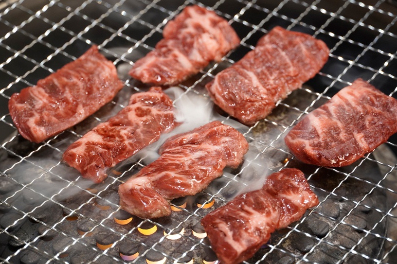 馬辣集團「吃到飽優惠」:夯下去新潮和牛燒肉