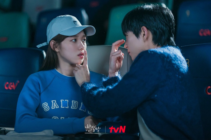 近期熱播韓劇話題度TOP10:《殺人者的購物目錄》4.08%