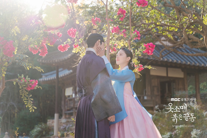 女導演執導的韓劇!《紅丹心》畫面太驚豔、《衣袖》團隊都是女性,「她」作品從不出錯