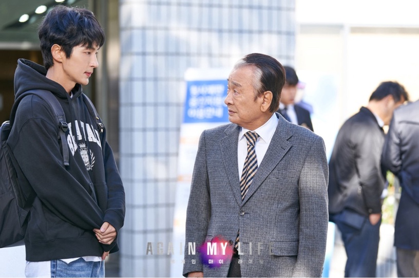 網議李準基《Again My Life》男友力!見義勇為超帥,這點普通人根本做不到