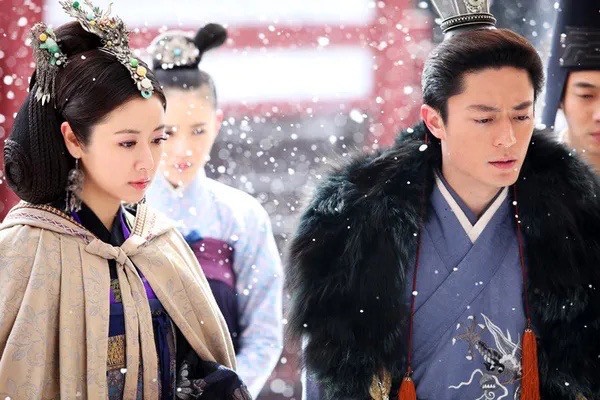 古裝劇男星穿「貂皮大衣」3:霍建華 飾演《傾世皇妃》劉連城
