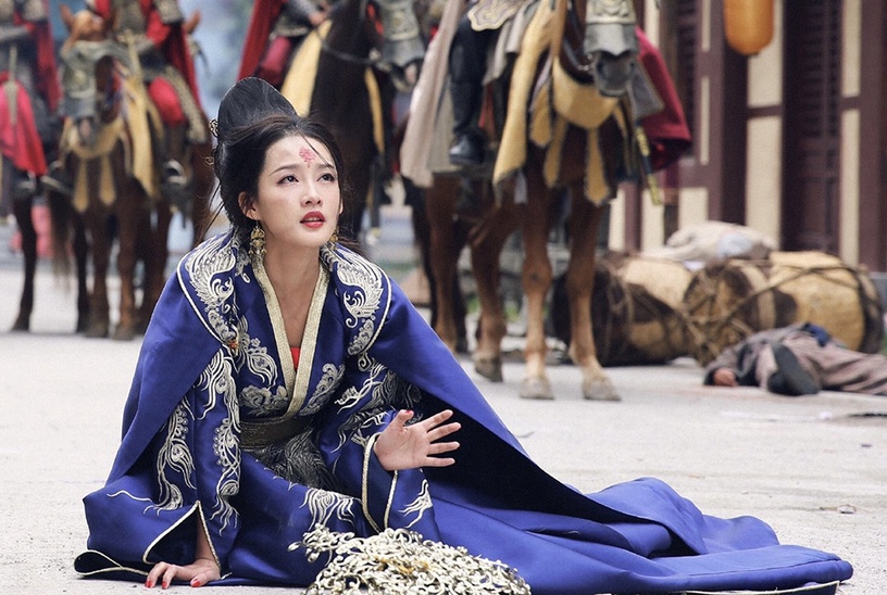 古裝劇女星「藍色系嫁衣」7:李沁《楚喬傳》