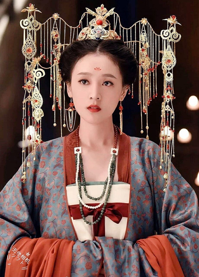 古裝劇女星「藍色系嫁衣」9:何花《靈魂擺渡·黃泉》