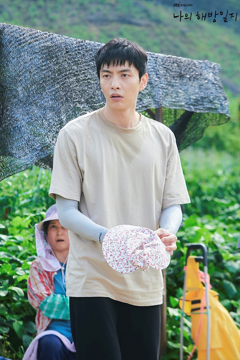 《出走》李民基演出太驚豔!8位韓國演員「刷新形象」之作,李俊昊演深情帝王好圈粉