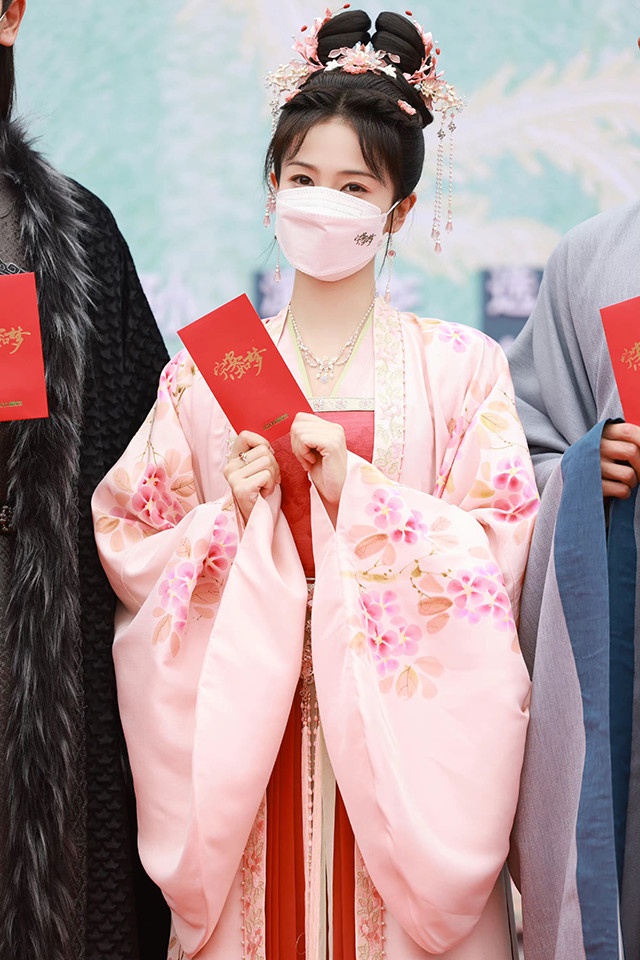 2022連拍新劇的陸劇演員5:白鹿《長月燼明》接《寧安如夢》