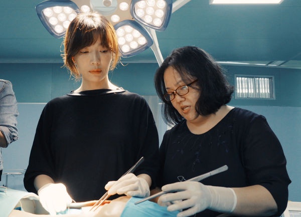 《暴走女外科》蔡淑臻解密!生病曾絕望到寫遺書?台大醫生讚:她基本功比住院醫師還強