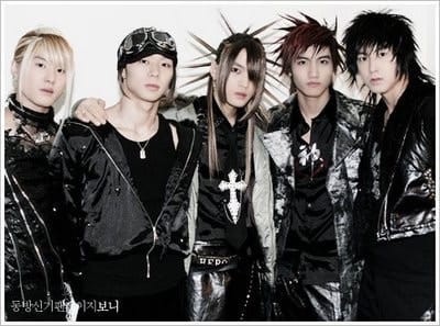 網議「離譜的韓團出道造型」!東方神起cosplay賽亞人?EXO畫滿臉超驚悚!NCT也被點名