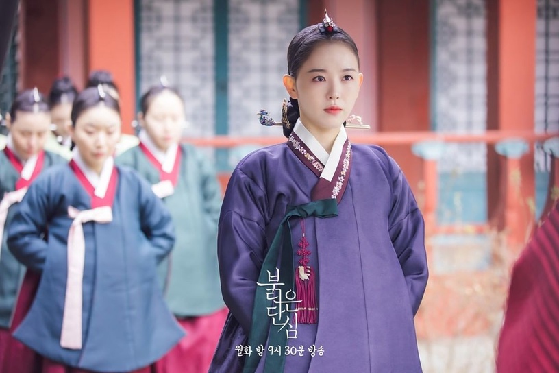 「女力MAX」的韓劇女主角!《吳秀才》徐玄振又美又颯,《紅丹心》姜漢娜智慧&美貌兼備