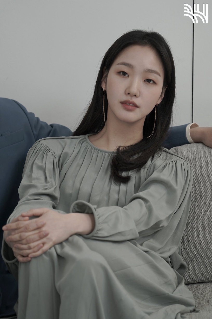 2022下半年韓劇女神回歸作!金高銀變三姐妹老大、韓孝周演超能力媽媽,金喜善演復仇劇