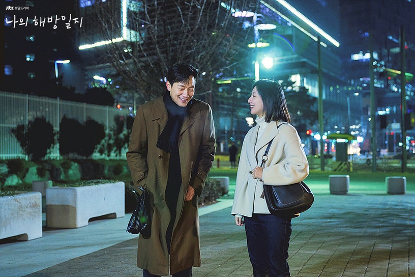 擁有「百搭體質」的韓國女星!徐玄振、韓志旼搭年下無違和,金智媛、朴寶英和誰都好配