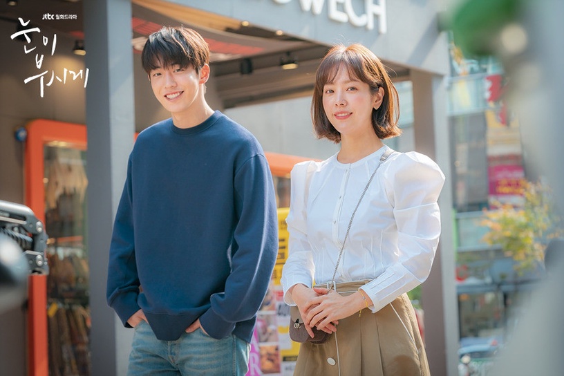 擁有「百搭體質」的韓國女星!徐玄振、韓志旼搭年下無違和,金智媛、朴寶英和誰都好配