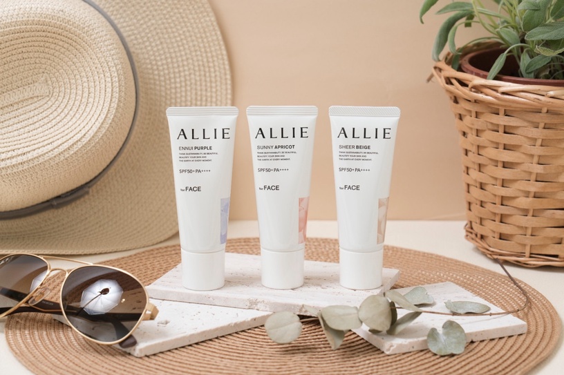 ALLIE ALLIE抗摩擦 ALLIE輕底妝防曬 持采濾鏡調色UV防曬乳 我的夏日時尚