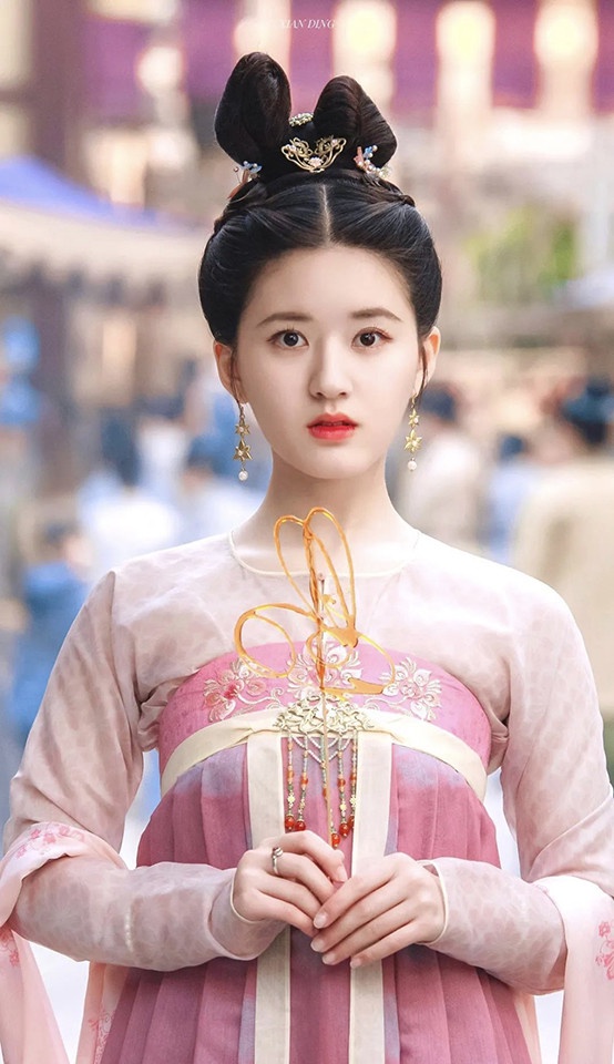 古裝劇女星「唐風造型」8:趙露思《長歌行》