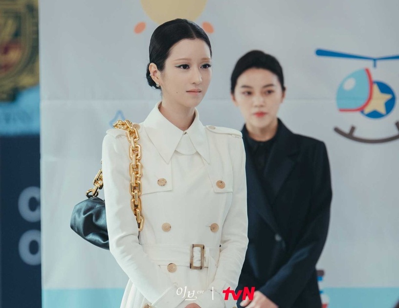 「造型超搶眼」韓劇女主!《安娜》秀智婚紗美翻,《夏娃》徐睿知這套被吐嘈「像蠶蛹」