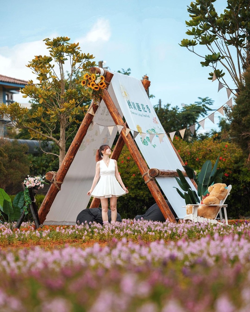 2022「桃園觀音蓮花季」開幕!躺臥大王蓮體驗輕功水上飄,還能大啖蓮花大餐