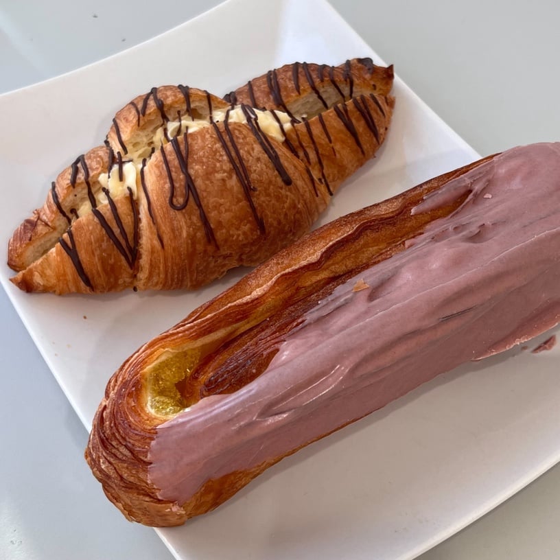 全聯xVacanza「夏季甜點」蘋果千層蛋糕、奶茶布丁新登場!再推小美冰淇淋聯名波霸麵包