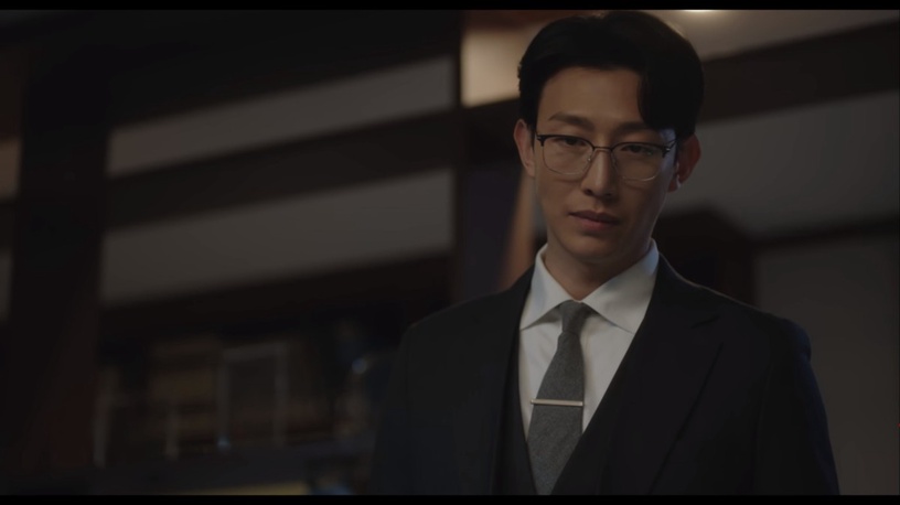 Netflix《非常律師禹英禑》鄭明錫「超暖細節」解析!把英禑當夥伴,「董格拉米案」處處都藏暖心細節!