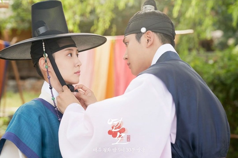 《禹英禑》朴恩斌搭檔的8位男星!三搭俞承豪甜翻,搭李帝勳組「古裝CP」超有氛圍感!