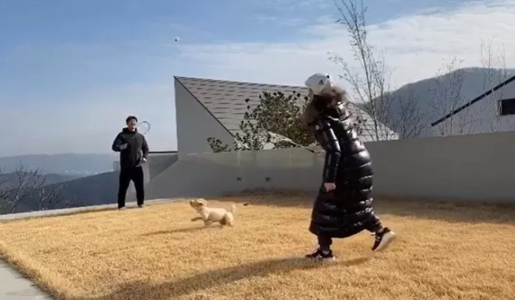 韓星「超狂豪宅」!《非常律師禹英禑》姜其永家堪比《秘密花園》玄彬家,她家4間更衣室全名牌