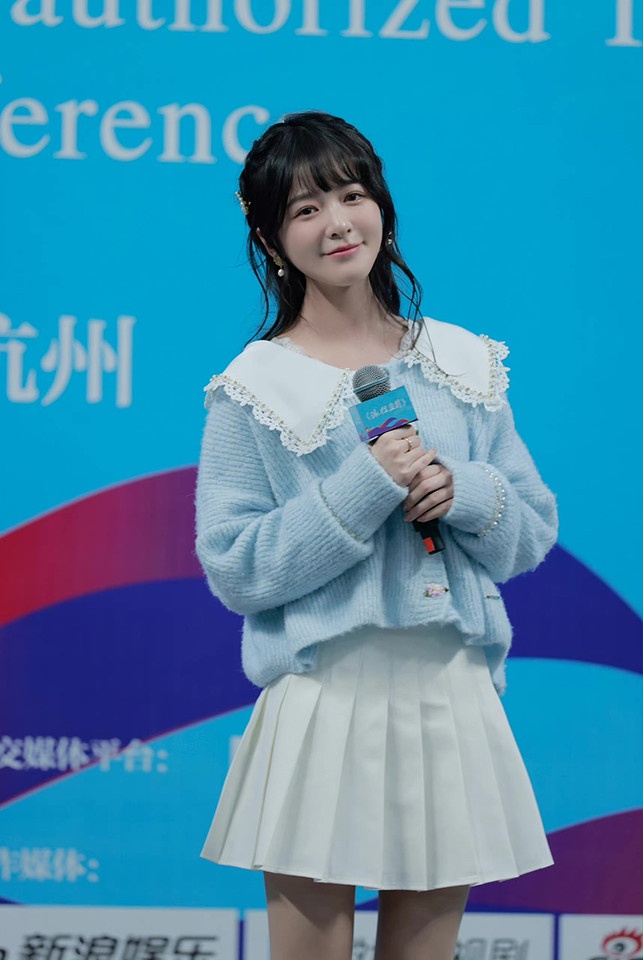 古裝劇《星漢燦爛》配角古裝vs時裝3:徐嬌 飾演 程姎