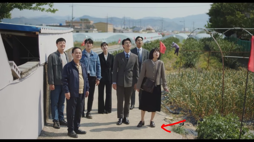 Netflix《非常律師禹英禑》朴恩斌「演技細節」解析!母女相認「微表情變化」太絕,她連當背景都在飆戲