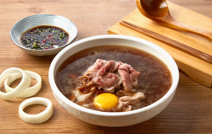 王品「和牛霜降鮮燙洋蔥湯 (肉片+湯)」/299元