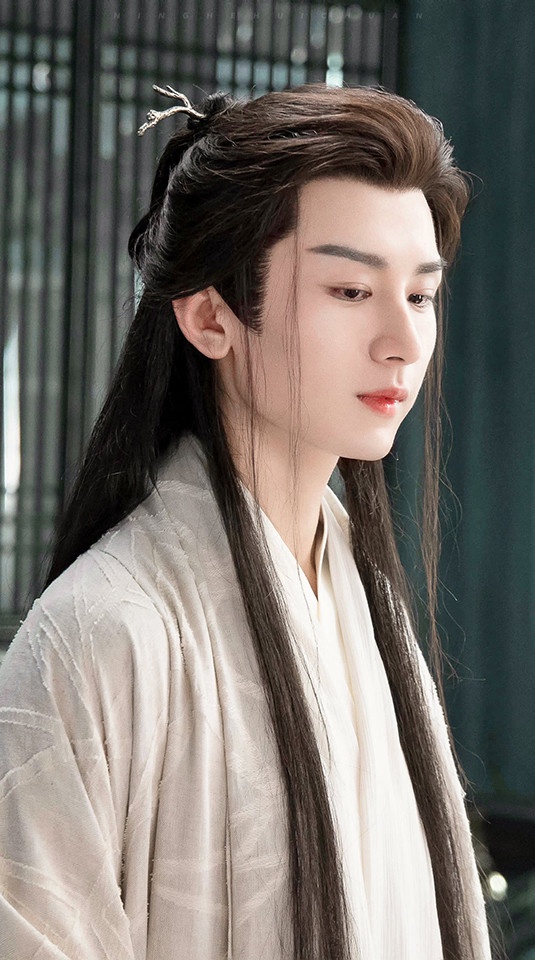 網熱「古裝比女人還美」的男星1:成毅