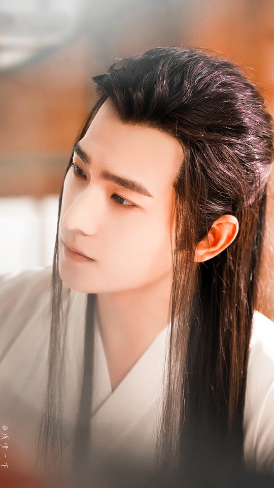 網熱「古裝比女人還美」的男星5:楊洋