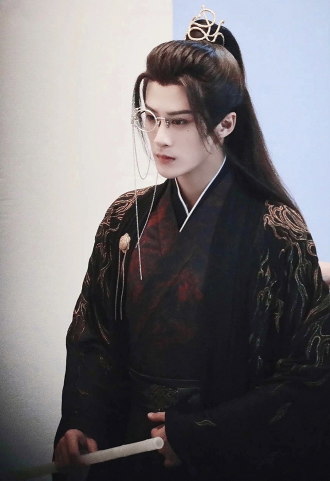 網熱「古裝比女人還美」的男星8:檀健次