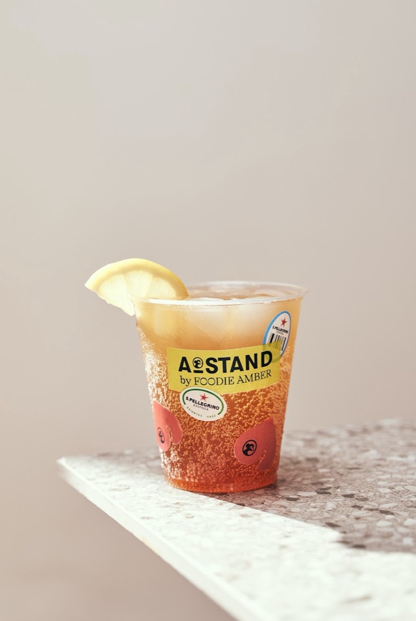 最美咖啡外帶店!A STAND進駐民生社區,來一杯咖啡、奶茶、台南蜷尾家冰淇淋這裡都有