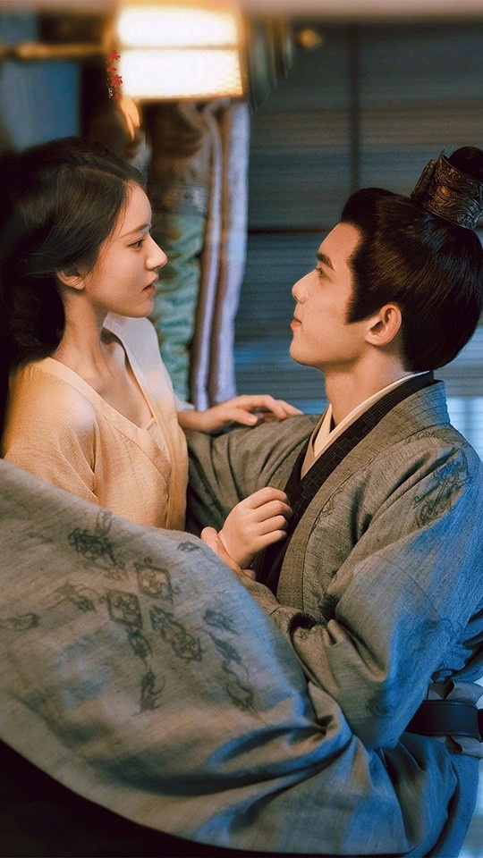 原著小說《星漢燦爛》高糖名場面10:婚後恩愛纏綿,把手伸進程少商衣裡