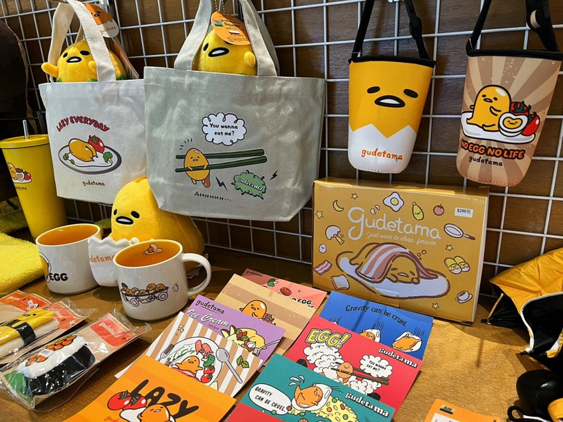 蛋黃哥馬克杯、環保杯、眼罩、飲料提袋、托特包,除了外型吸睛也非常實用!
