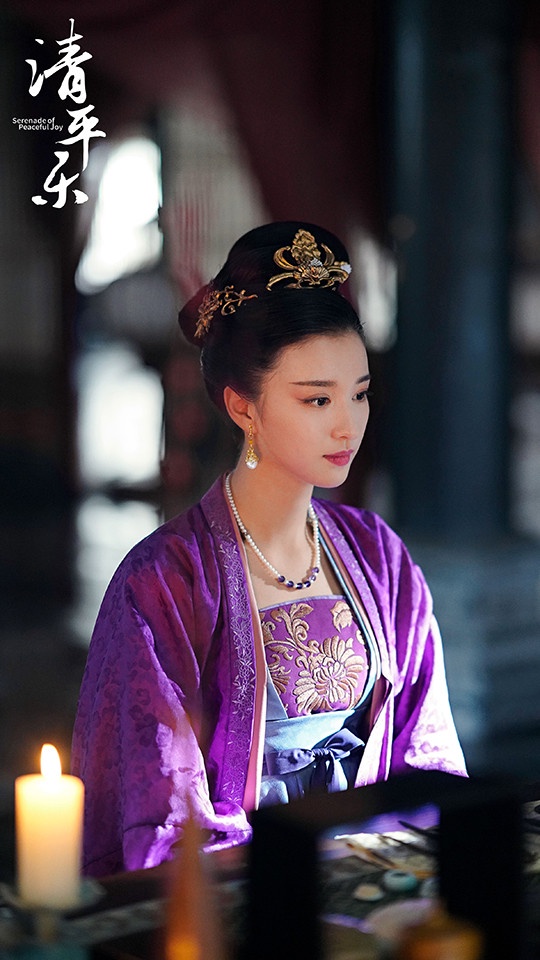 演配角爆紅的陸劇明星9:王楚然《清平樂》