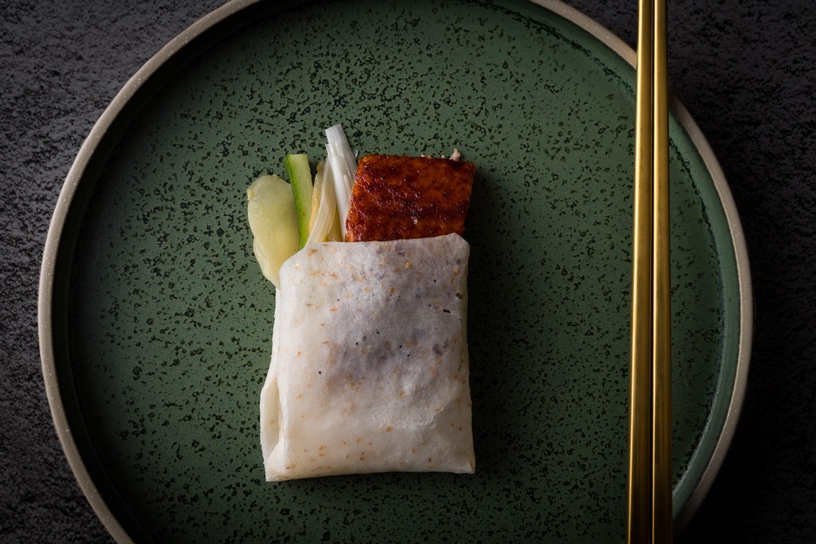 烤鴨控開吃!烤鴨人氣餐廳「九華樓」進駐春大直,烤鴨四吃+煙燻粉洞穴空間好吃好拍!