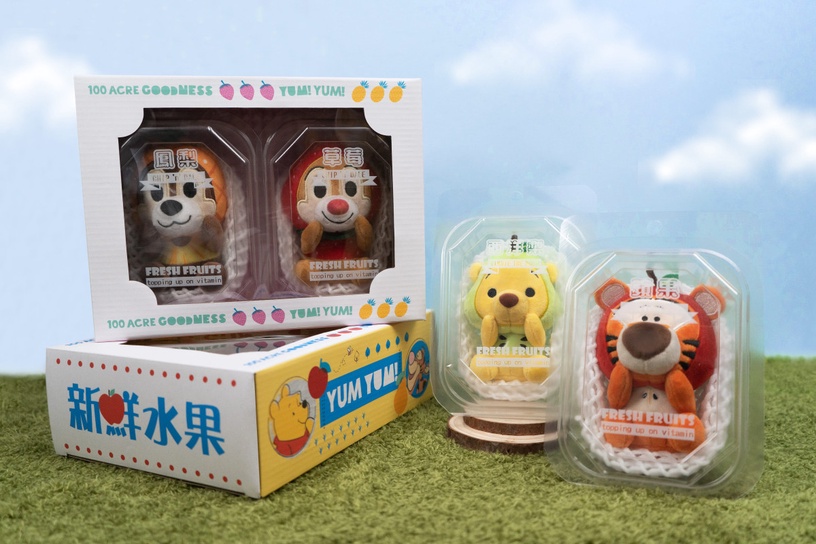 7-11水果禮盒絨毛(維尼跳跳虎、奇奇蒂蒂款),售價599元/2入