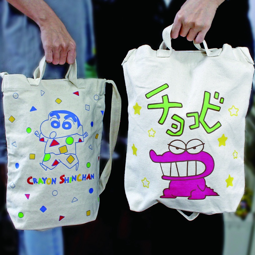 7-11蠟筆小新兩用帆布提袋,售價299元/個