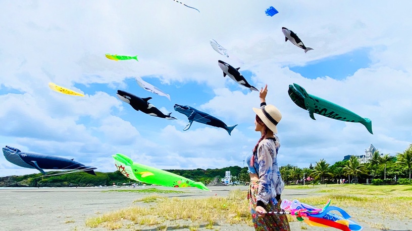 2022「旗津風箏節」來了!30隻鯨魚、35米大章魚來賣萌,整片天空都是你的海底世界