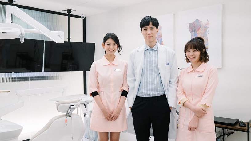 電影版《鬥魚》主演5:虹茜最近在BL劇《我的牙想你》中她將飾演名叫蘋果的牙助