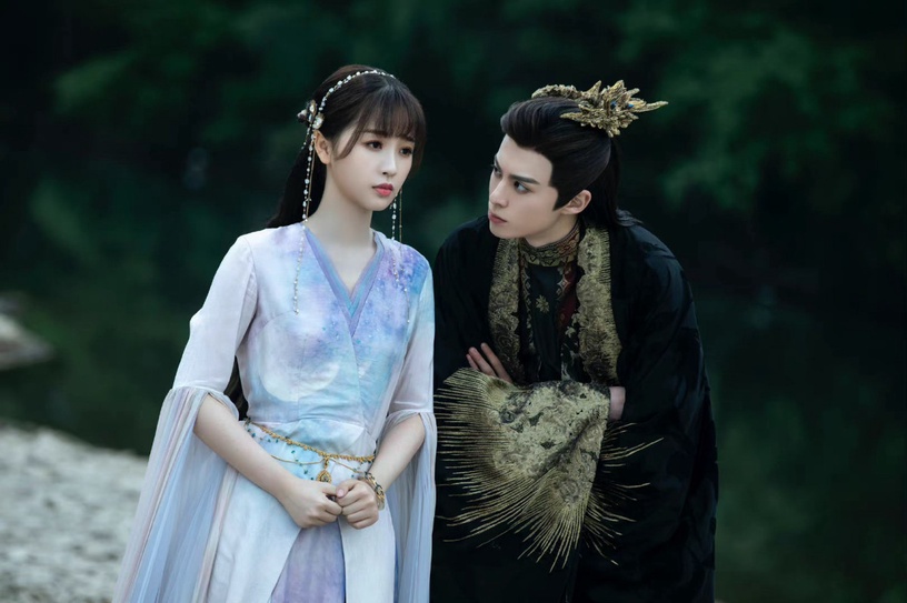 這些「絕美古裝」是同個造型師!《狐妖小紅娘》楊冪妖媚,楊超越這部不輸《蒼蘭訣》!